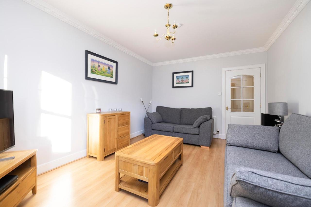 Apartmán Joivy Modern Flat With Free Parking EDI Exteriér fotografie