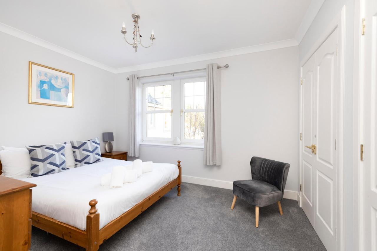 Apartmán Joivy Modern Flat With Free Parking EDI Exteriér fotografie